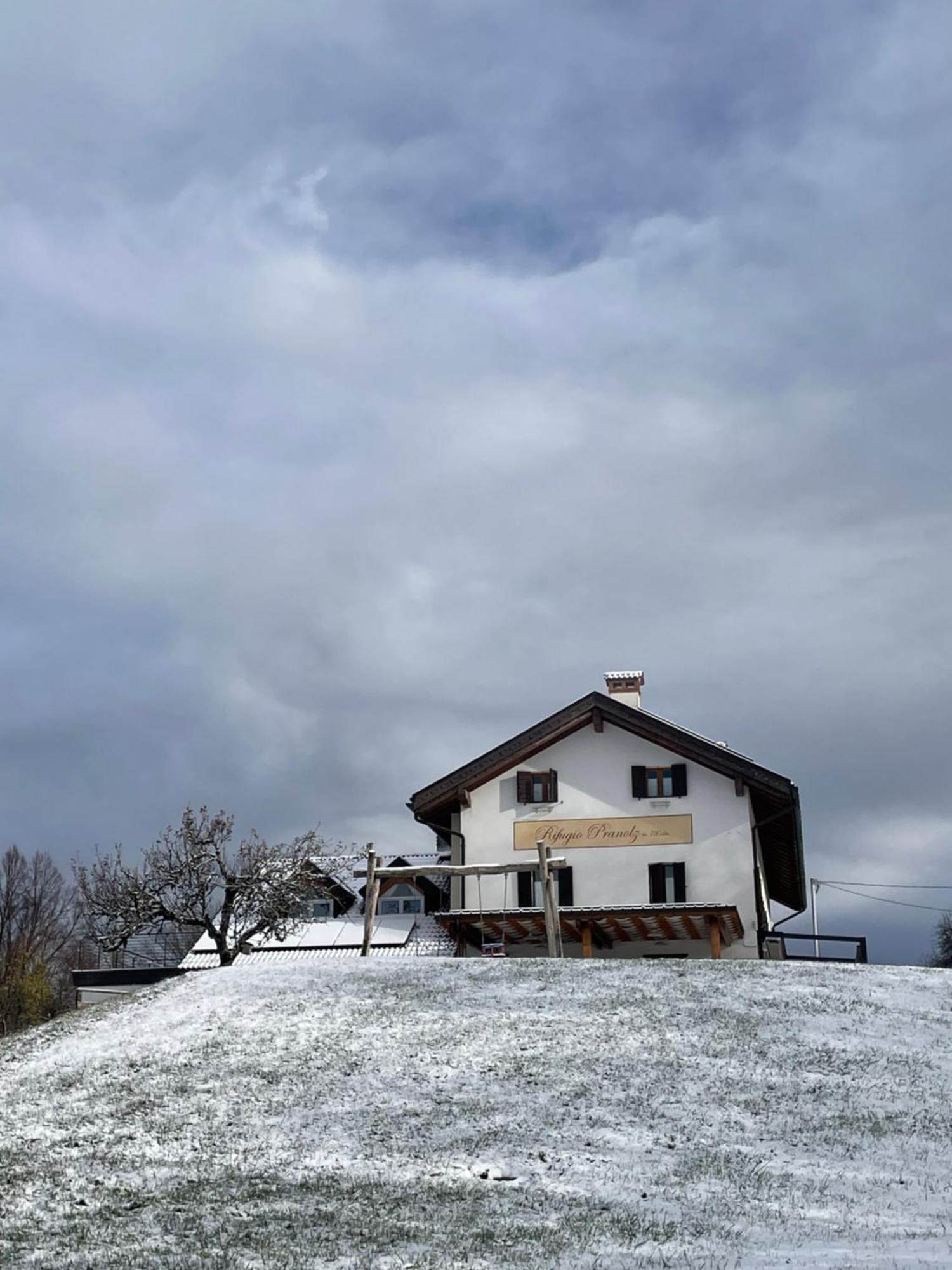 Rifugio Pranolz Hotel Trichiana Kültér fotó