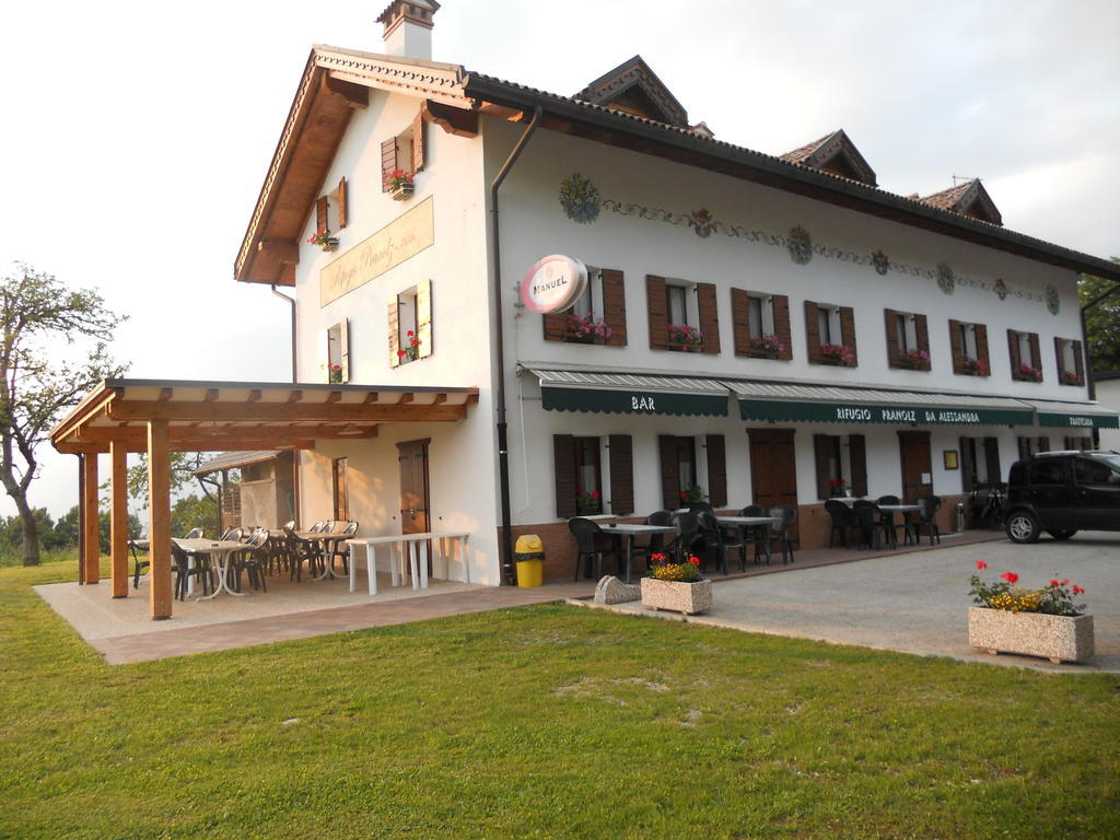 Rifugio Pranolz Hotel Trichiana Kültér fotó